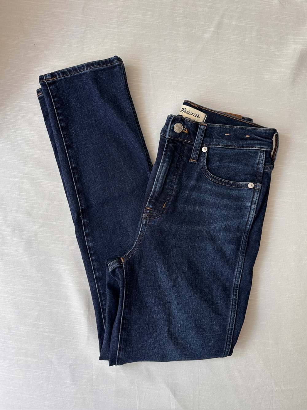 Women’s Madewell The Perfect Vintage Jean in dark indigo wash, size 25 NWOT